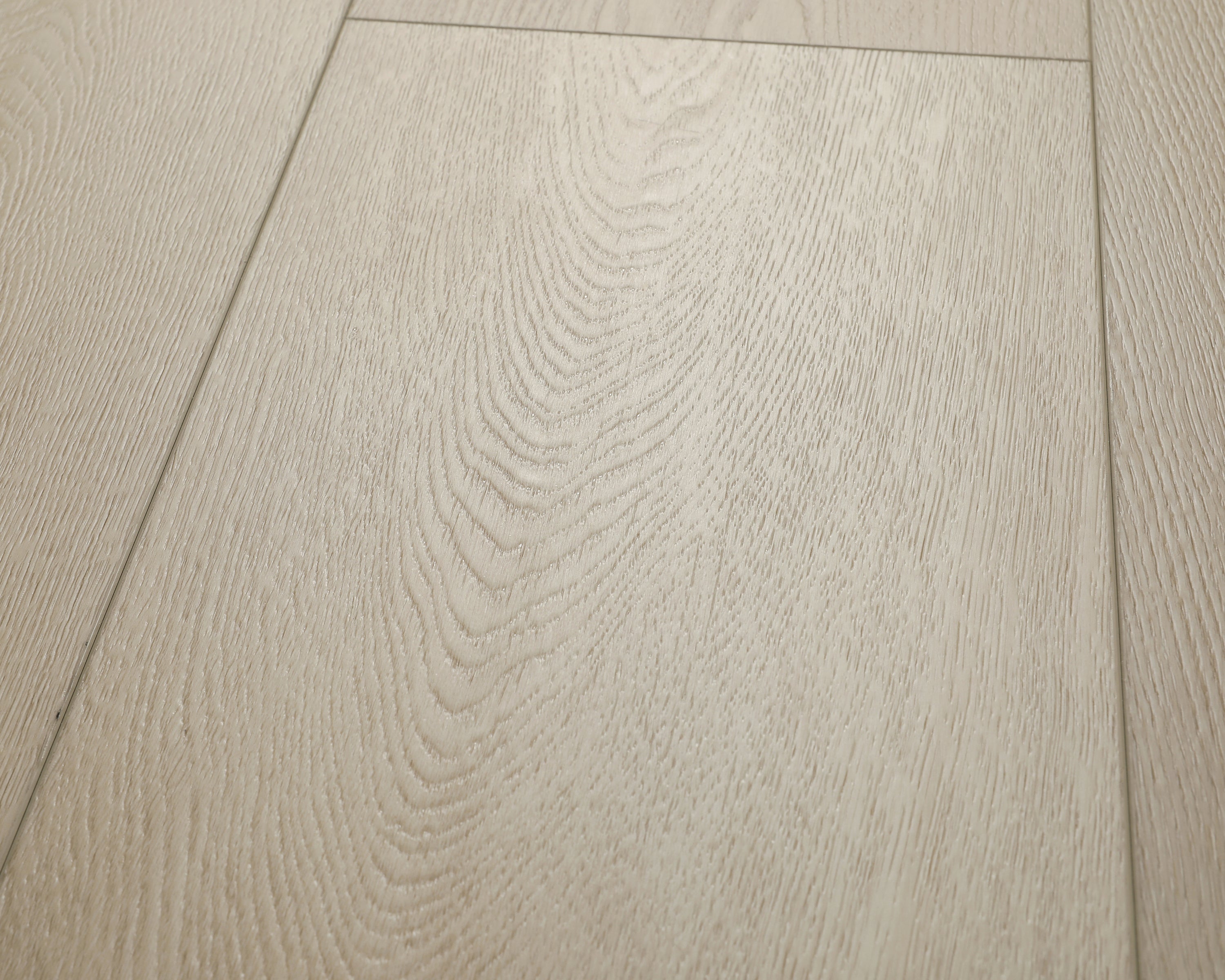 Burnaby XL - Waterproof - McMillan Floors™