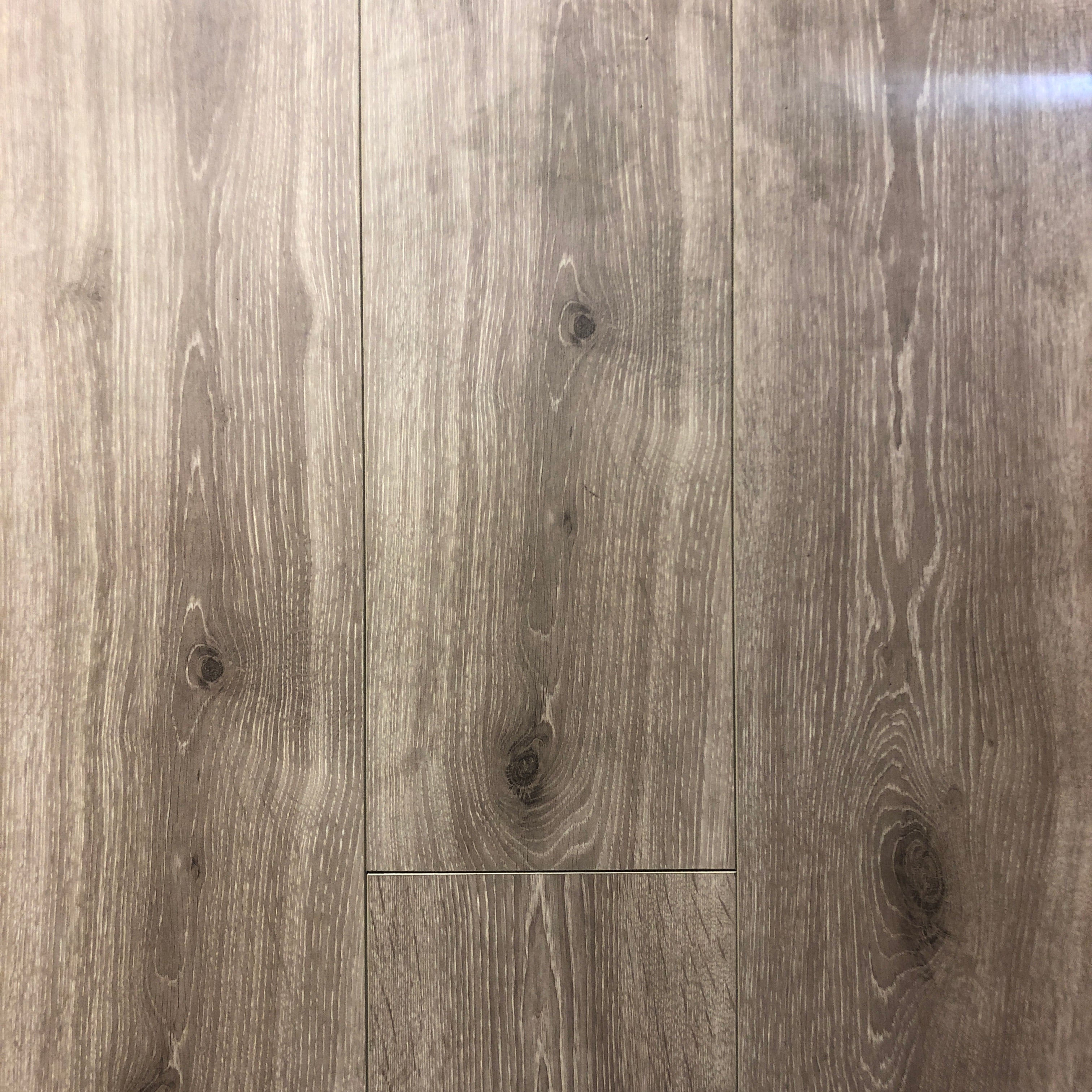 NEWCASTLE - Waterproof Laminate - McMillan Floors™